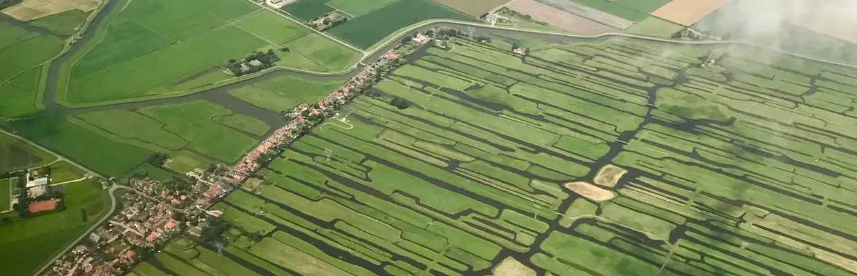 Luchtfoto Weerbaarheid 1880X