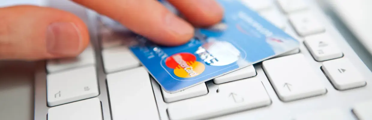 Gettyimages 458974105 Visa Mastercard Betalen 2121X