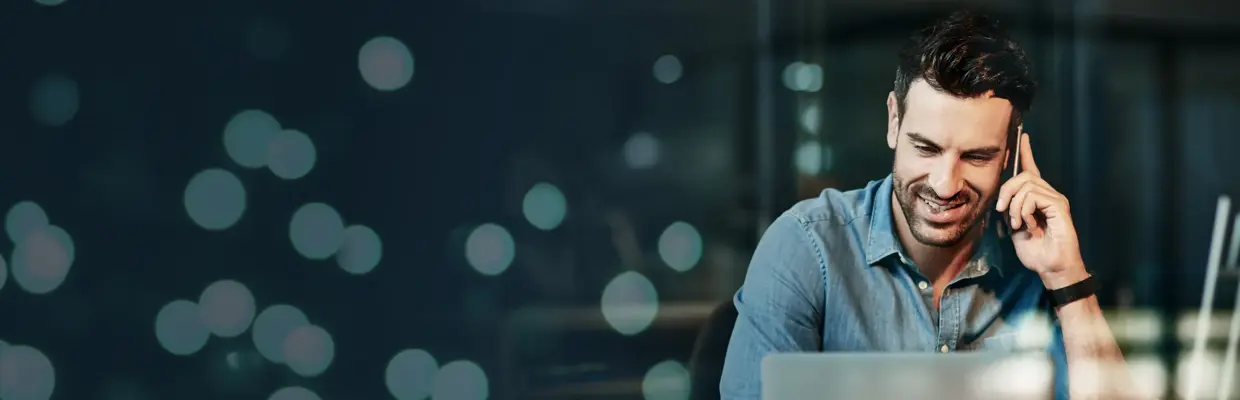 Man Telefoon mobiel laptop - 2519