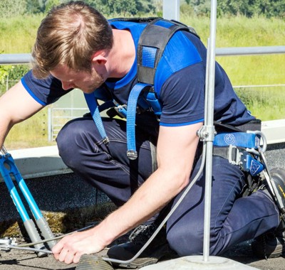 Afbeelding Bliksem afleiding aansluiten 1600