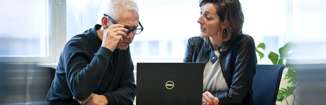 Arbeidsovereenkomst overleg laptop - 1880