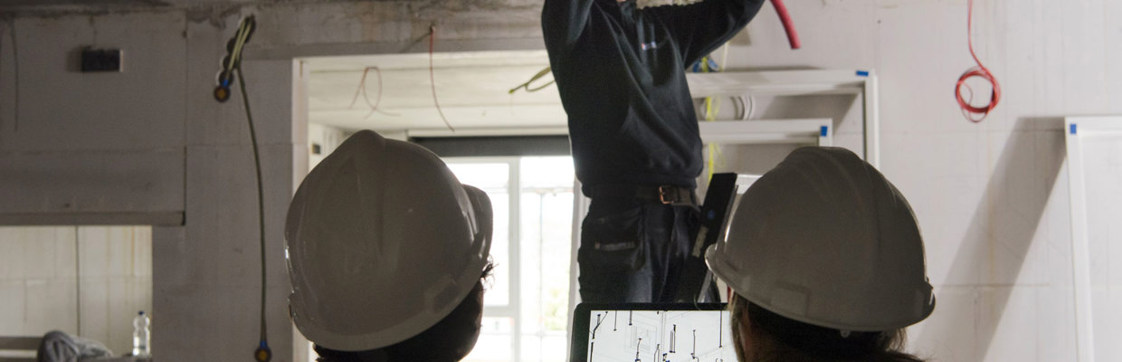 Bim bouwplaats bouwhelm nieuwbouw - 1880x